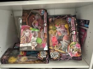 Monster-High-Dolls-Marisol-Coxi-Monster-Exchange-and-Freaky-Fusion-Lagoonafire