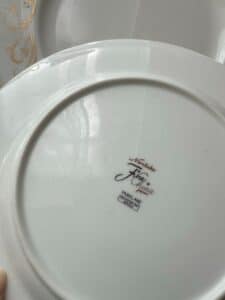 Noritake-Fine-China-Parklane-Pattern-Dinnerware-Set-second-image