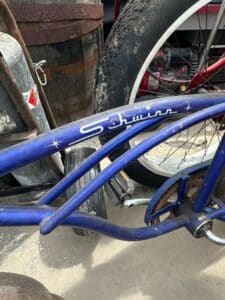 Schwinn-Sting-Ray-Bicycle-second-image