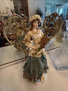 Seraphim-Classics-Angel-Harmony-Guardian-Angel-Figurine