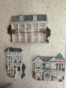 Set-of-Brian-Baker-Deja-Vu-Collection-Miniature-Houses