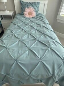 Simmons-Just-for-Fun-Zzzs-Twin-Bed-with-Duvet-Set