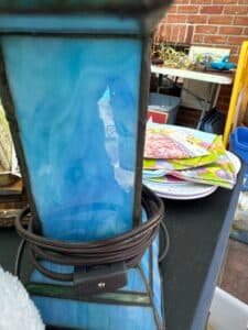 Tiffany-Style-Stained-Glass-Cross-Accent-Lamp-second-image