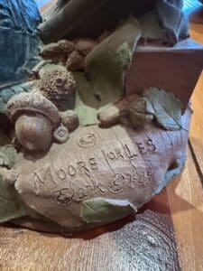 Tom-Clark-Moore-or-Les-Pisces-Telephone-Repairmen-Figurine-second-image