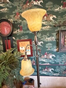 Torchiere-Floor-Lamp-with-Swirl-Glass-Shade
