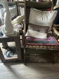 Vintage-Accent-Chair-with-Decorative-Pillows