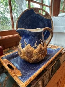 Vintage-Ceramic-Pitcher-and-Tray-Set-with-Grapes-and-Leaves-Motif