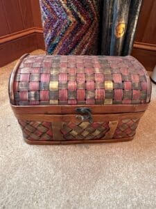 Vintage-Dome-Top-Woven-Trinket-Box