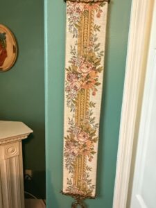 Vintage-Floral-Tapestry-Bell-Pull