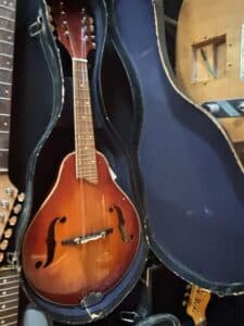 Acoustic-Mandolin-in-Sunburst-Finish-with-Hard-Case