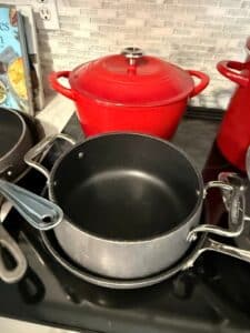 All-Clad-HA-Hard-Anodized-Nonstick-Stockpot-1