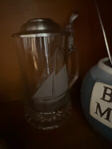 Alwe-Old-Spice-Columbia-Etched-Glass-Beer-Stein-with-Pewter-Lid