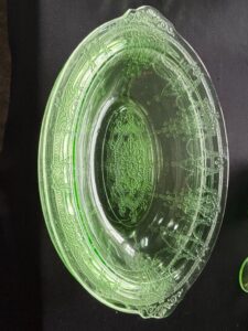 Anchor-Hocking-Cameo-Ballerina-Green-Depression-Glass-Oval-Bowl