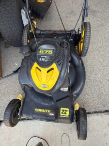Brute-Front-Wheel-Drive-Lawnmower-with-Briggs-Stratton-Series-Engine