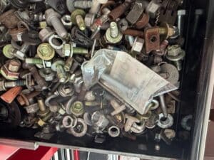 Craftsman-Drawer-Rolling-Tool-Chest-with-Assorted-Hardware-and-Automotive-Bulbs-third-image-1