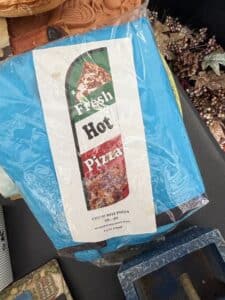 Fresh-Hot-Pizza-Windless-Swooper-Flag-1