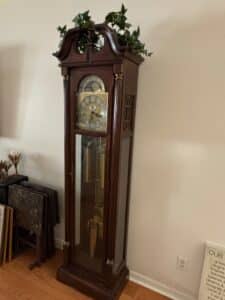 Howard-Miller-Grandfather-Clock-third-image-1