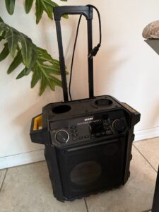 ION-Audio-Explorer-Outback-Portable-PA-Speaker-1