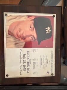 Joe-DiMaggio-Hall-of-Fame-Induction-Plaque-1