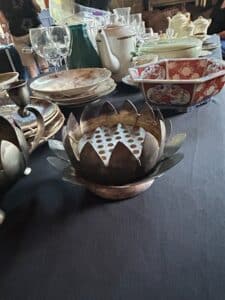 Reed-Barton-Silver-Plated-Lotus-Flower-Bowl-with-Flower-Frog