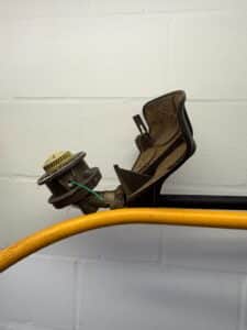 Ryobi-V-Expand-It-Attachment-Capable-String-Trimmer-second-image-1