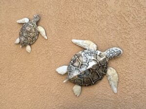 Set-of-Two-Decorative-Sea-Turtles-Wall-Art-Eangee-Home-Design-Pewter-Checkered-1