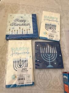 Spritz-Happy-Hanukkah-Towel-Napkins-1