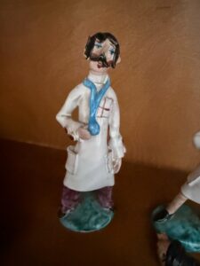 T.P.-Ceramiche-Doctor-Figurine