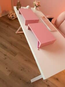 TEAMIX-Pink-Monitor-Riser-Set-1