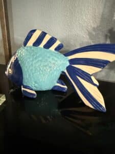 Twos-Company-Blue-Fish-Wall-Hanging-Ceramic-Coastal-1