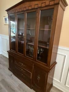 Vintage-Broyhill-China-Cabinet-with-Glass-Doors-and-Drawers-1