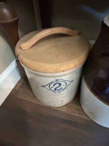Vintage-Gallon-Stoneware-Crock-with-Wooden-Lid