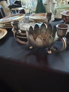Vintage-Leonard-Silver-Plate-Lotus-Flower-Candelabra