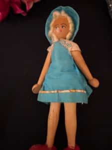 Vintage-Wooden-Peg-Doll-with-Blue-Dress-and-Bonnet-1