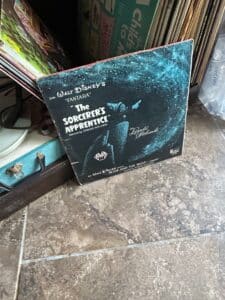 Walt-Disneys-Fantasia-The-Sorcerers-Apprentice-or-Peter-and-the-Wolf-LP-Record-Disneyland-Records-ST-