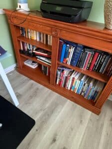 Wooden-Bookcase-with-Decorative-Trim-1