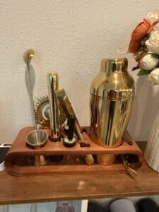 Gold-Cocktail-Bar-Tool-Set-with-Rotating-Bamboo-Stand