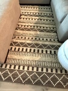 Safavieh-Natura-Ivory-or-Black-Geometric-Shag-Area-Rug