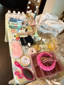 Assorted-Vanity-and-Beauty-Accessory-Collection-Mystery-Bundle