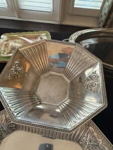 Silver-Plated-Octagonal-Serving-Bowl-with-Acanthus-Leaf-Motif