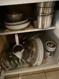 Assorted-Kitchen-Cabinet-Contents