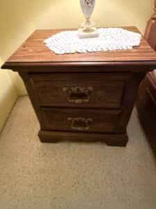 Broyhill-Furniture-Solid-Oak-Country-French-Style-Nightstand