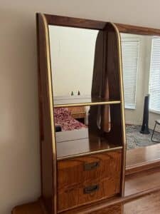 Mid-Century-Modern-Oak-Dresser-with-Integrated-Hutch-Mirror-second-image