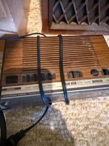 Vintage-General-Electric-Wood-Grain-Digital-Alarm-Clock-Radio