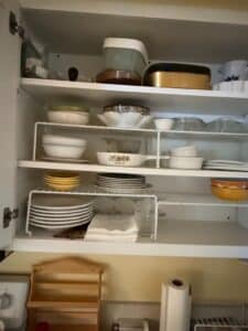 Vintage-Kitchenware-Assortment-CorningWare-and-Corelle