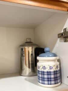 Vintage-Taunton-Vale-Blue-Daisy-Ceramic-Storage-Jar