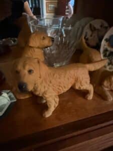Border-Fine-Arts-Golden-Retriever-Figurines