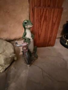 Geico-Gecko-Figurine-on-Motorcycle