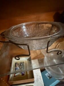 Princess-House-Fantasia-Oval-Covered-Casserole-with-Metal-Cradle