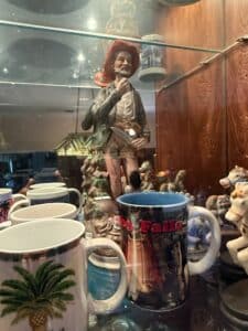 Royal-Doulton-The-Trapper-Figurine-HN-